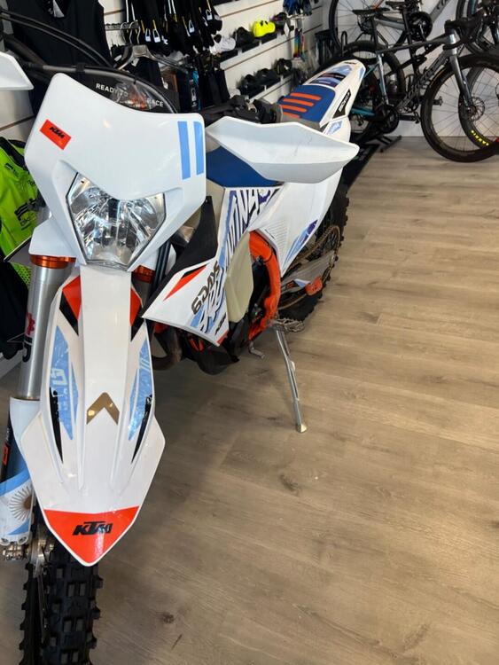 KTM 250 EXC-F Six Days (2024) (5)