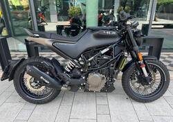 Husqvarna Svartpilen 401 (2021 - 23) usata