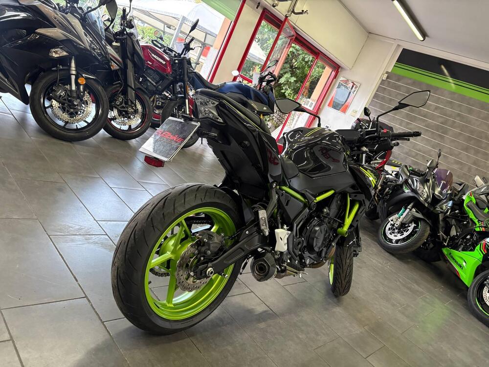 Kawasaki Z 650 (2021 - 24) (5)