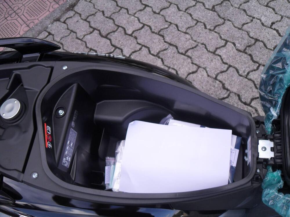 Suzuki Burgman Street 125 Executive (2023 - 25) (4)