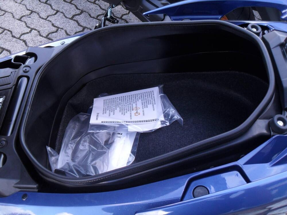 Suzuki Burgman 400 (2025) (5)