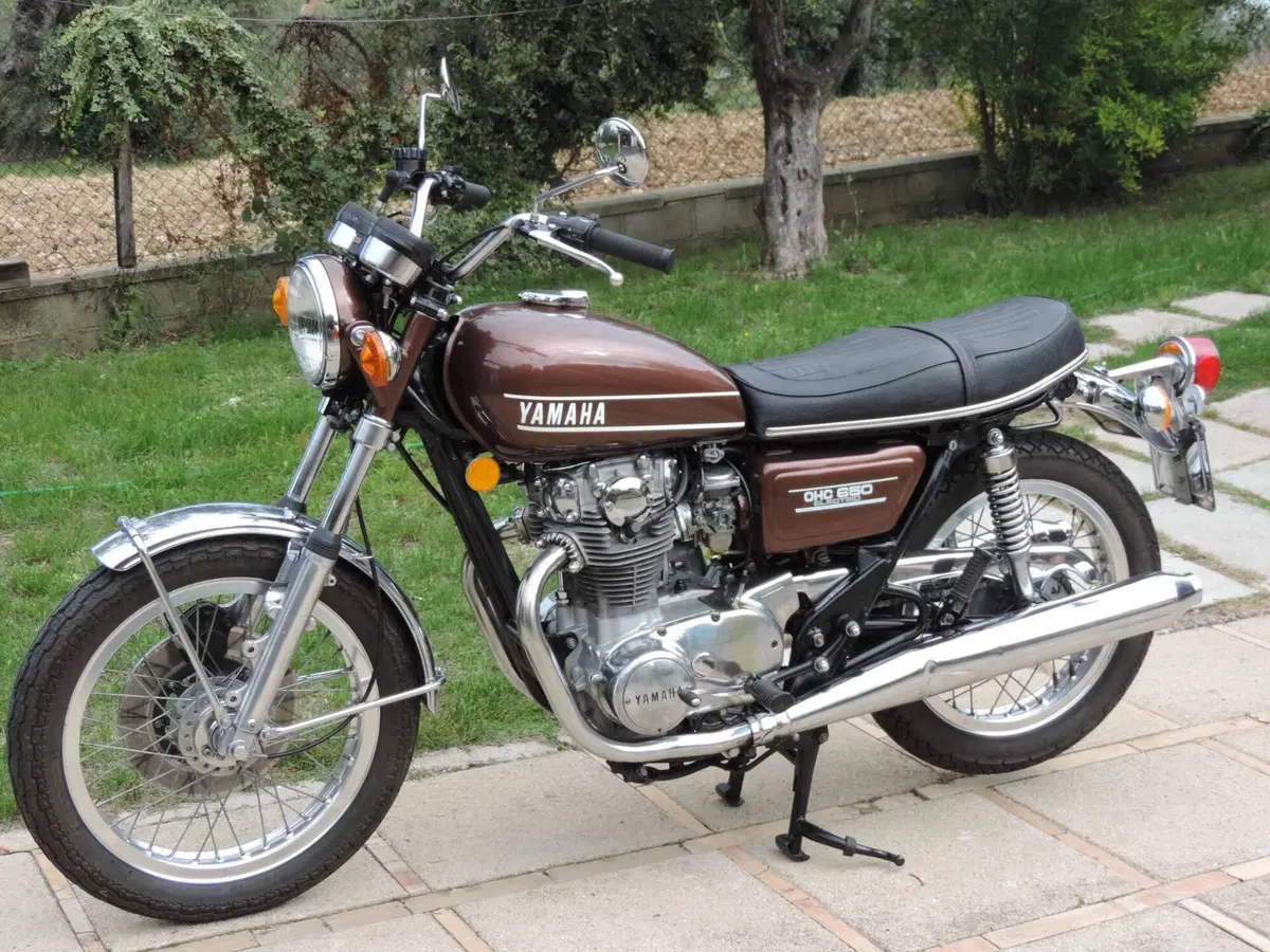Yamaha TX650 (2)