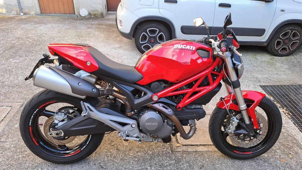 Ducati Monster 696 ABS (2009 - 14) (2)