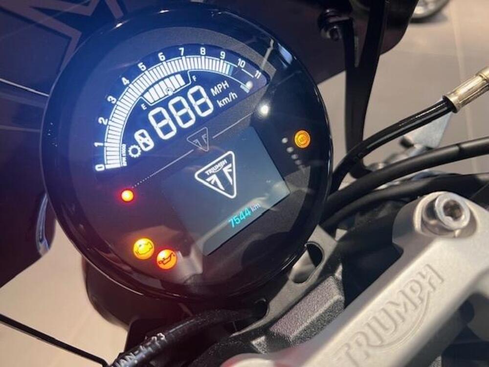 Triumph Trident 660 (2021 - 24) (3)