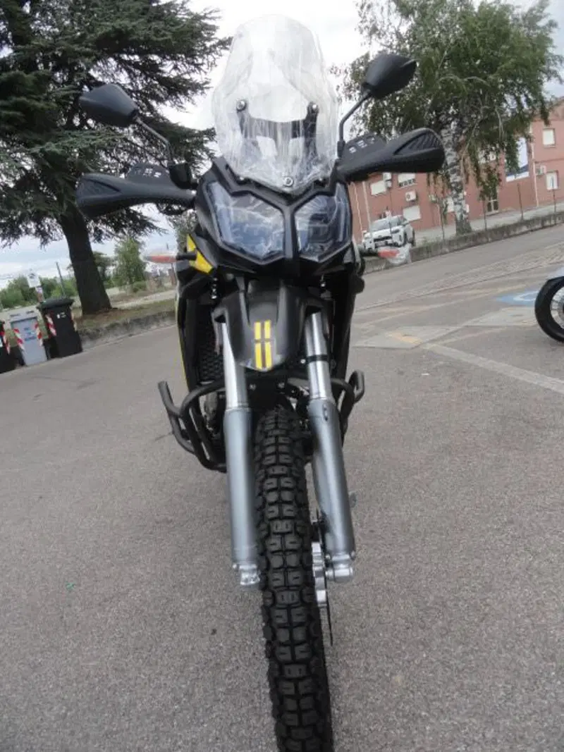 Voge Valico 300 Rally (2022 - 26) (3)