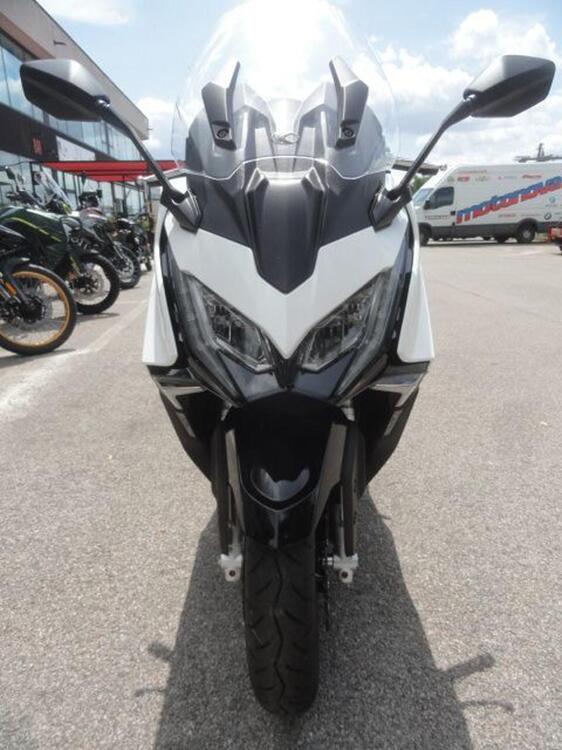 Kymco AK 575 Premium (2025) (3)