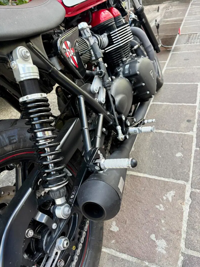Triumph Bonneville (2007 - 16) (17)