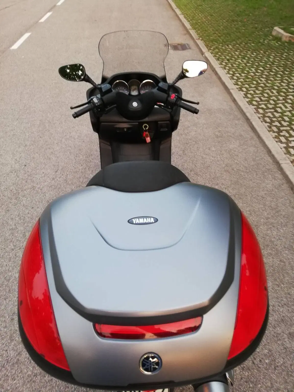 Yamaha Majesty 400 ABS (2011 - 14) (8)