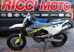 Husqvarna 701 Supermoto (2020) usata