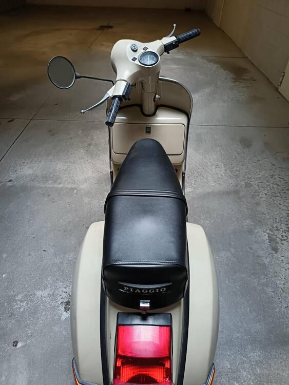 Piaggio vespa  p 200 e (5)