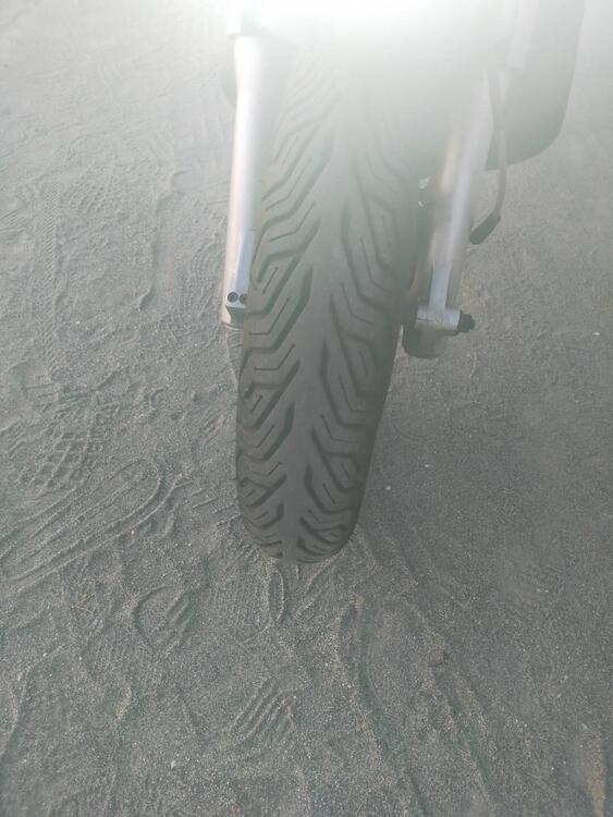 Piaggio Beverly 400 i.e. (2006 - 10) (5)