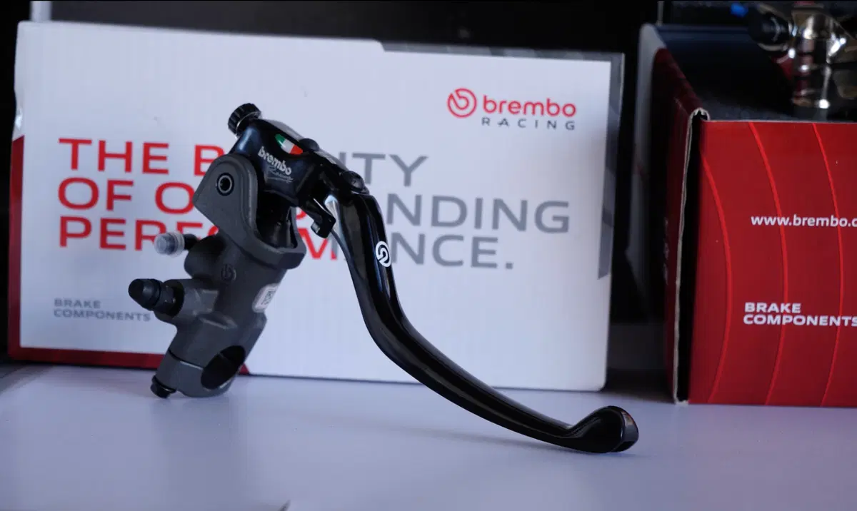 Impianto frenante Brembo (2)