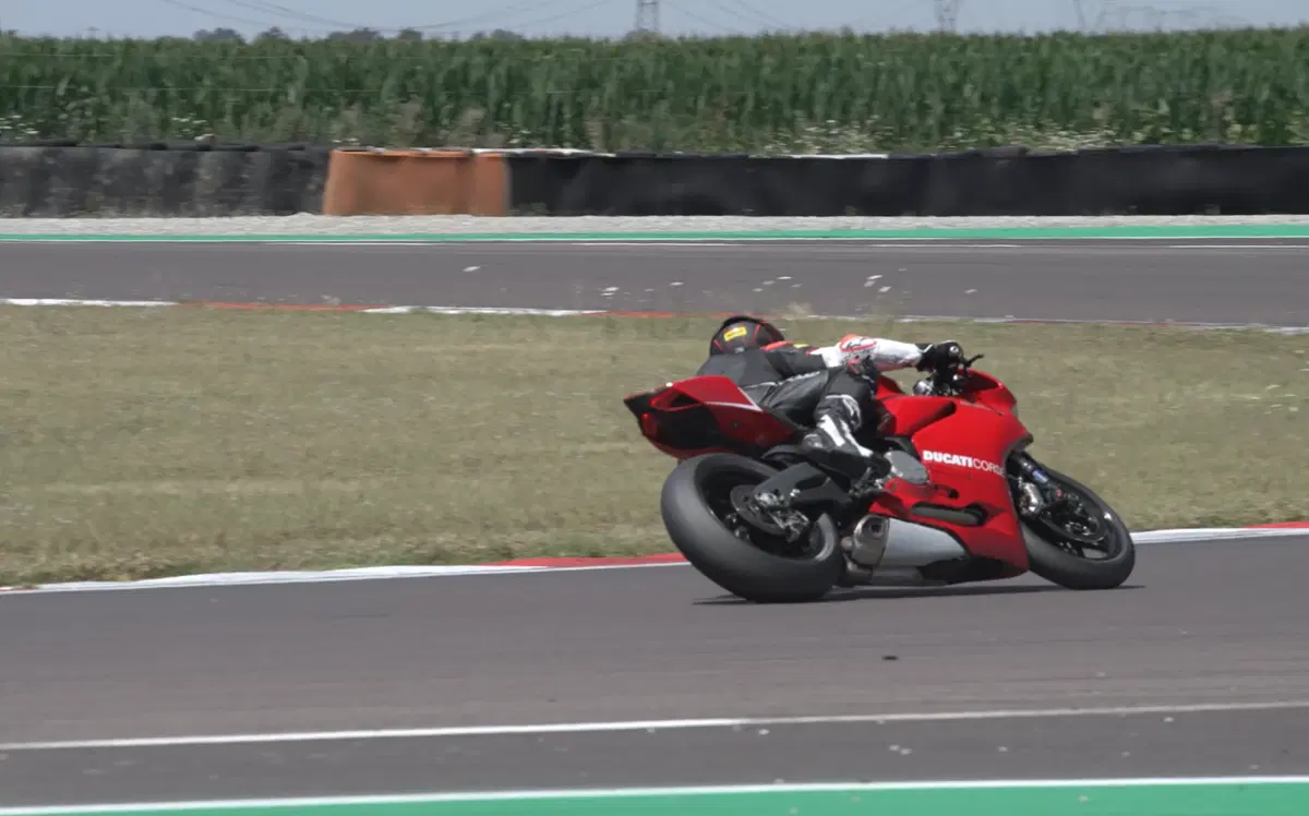 Impianto frenante Brembo (10)