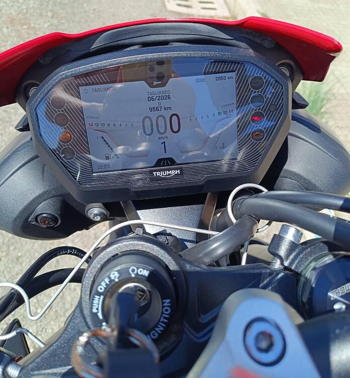 Triumph Street Triple RS (2020 - 22) (5)