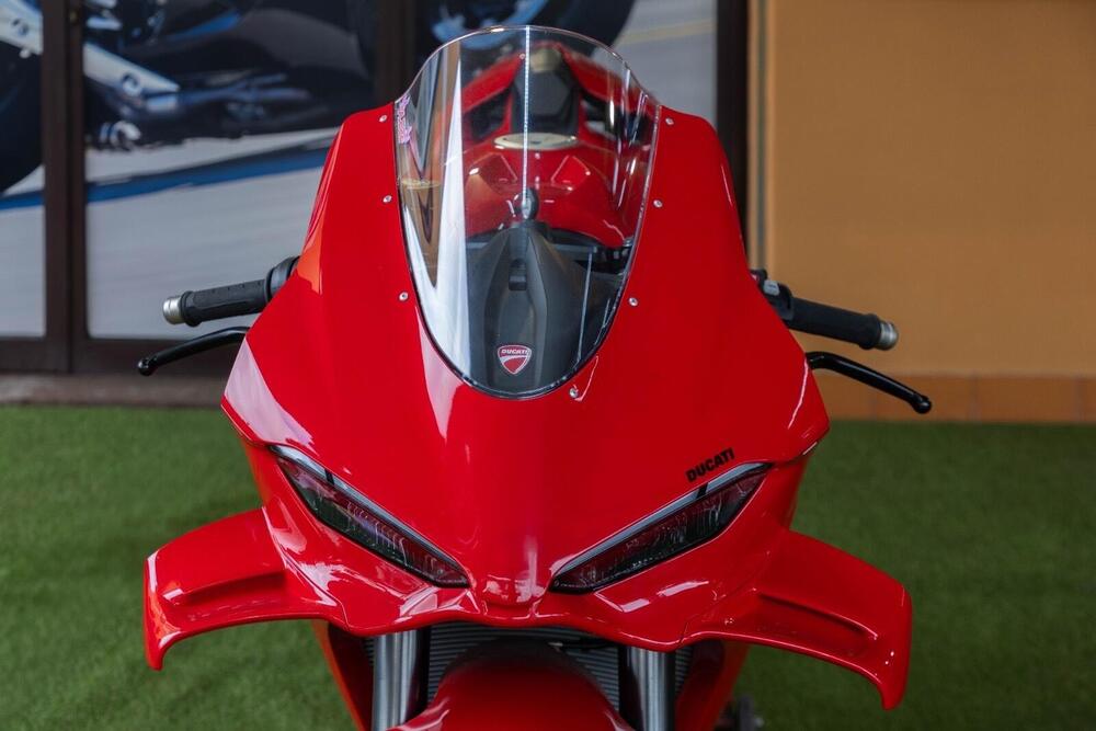 Ducati Panigale V4 (2025) (4)
