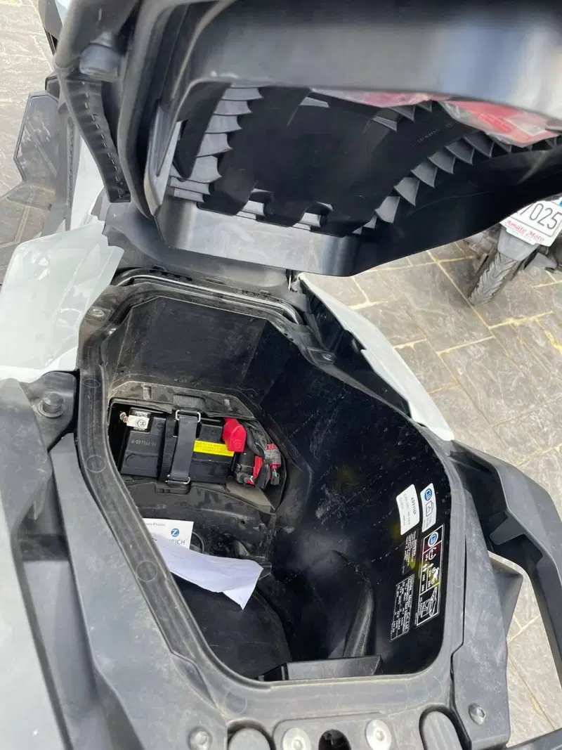 Honda X-ADV 750 DCT (2021 - 24) (4)