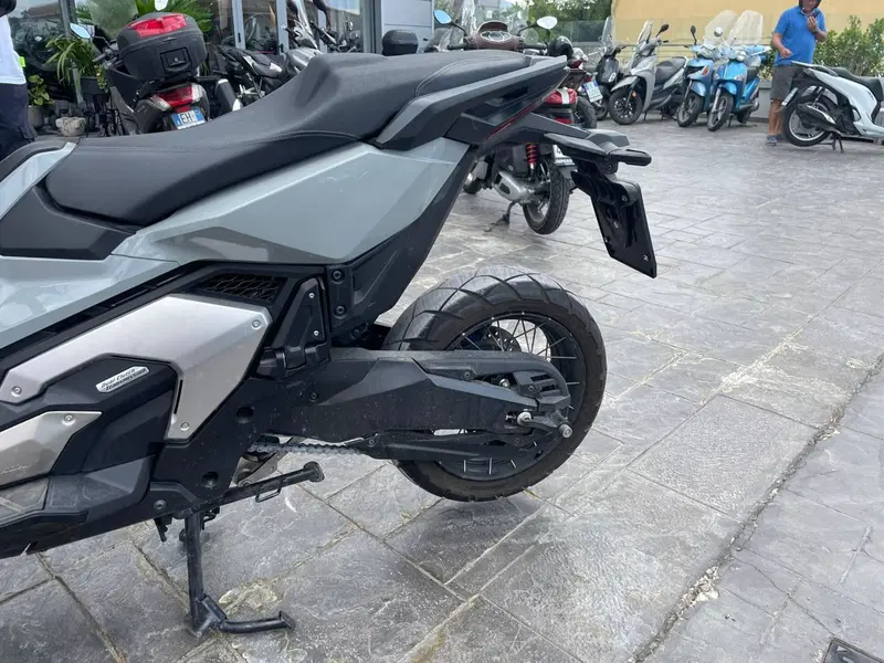Honda X-ADV 750 DCT (2021 - 24) (5)