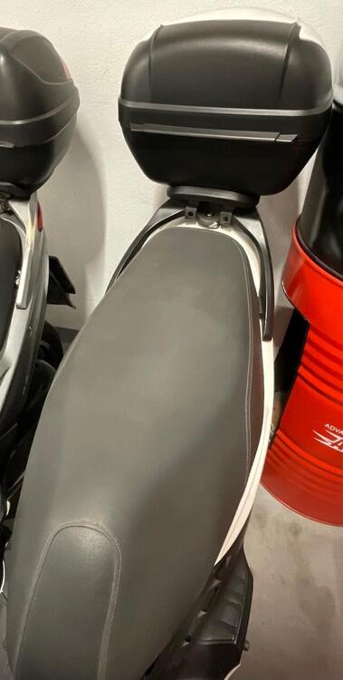 Kymco Agility 200i R16 + (2014 - 17) (3)