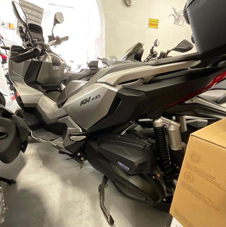 Honda ADV 350 (2022 - 24) (3)