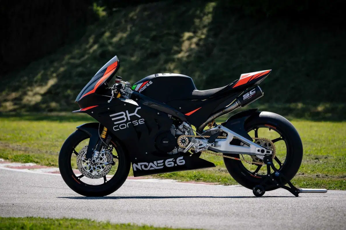 Noale 6.6 TEST: l'Aprilia RS 660 da 128 cv e 146 kg! La prova in pista [VIDEO E GALLERY] (9)