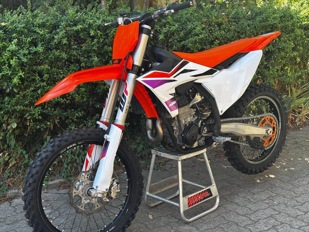 KTM 450 SX-F (2024) (2)