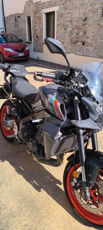 Yamaha MT-09 (2021 - 23) (4)