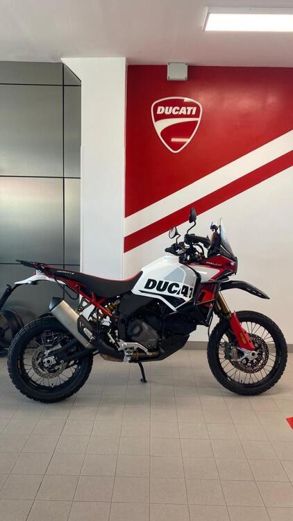 Ducati DesertX Rally (2024 - 25) (2)