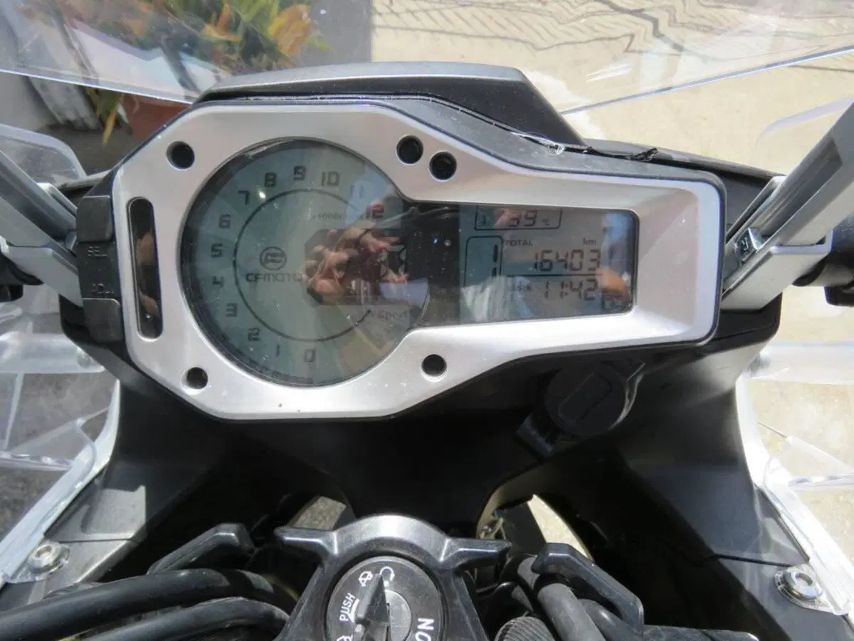 CFMOTO 650MT (2021 - 24) (11)