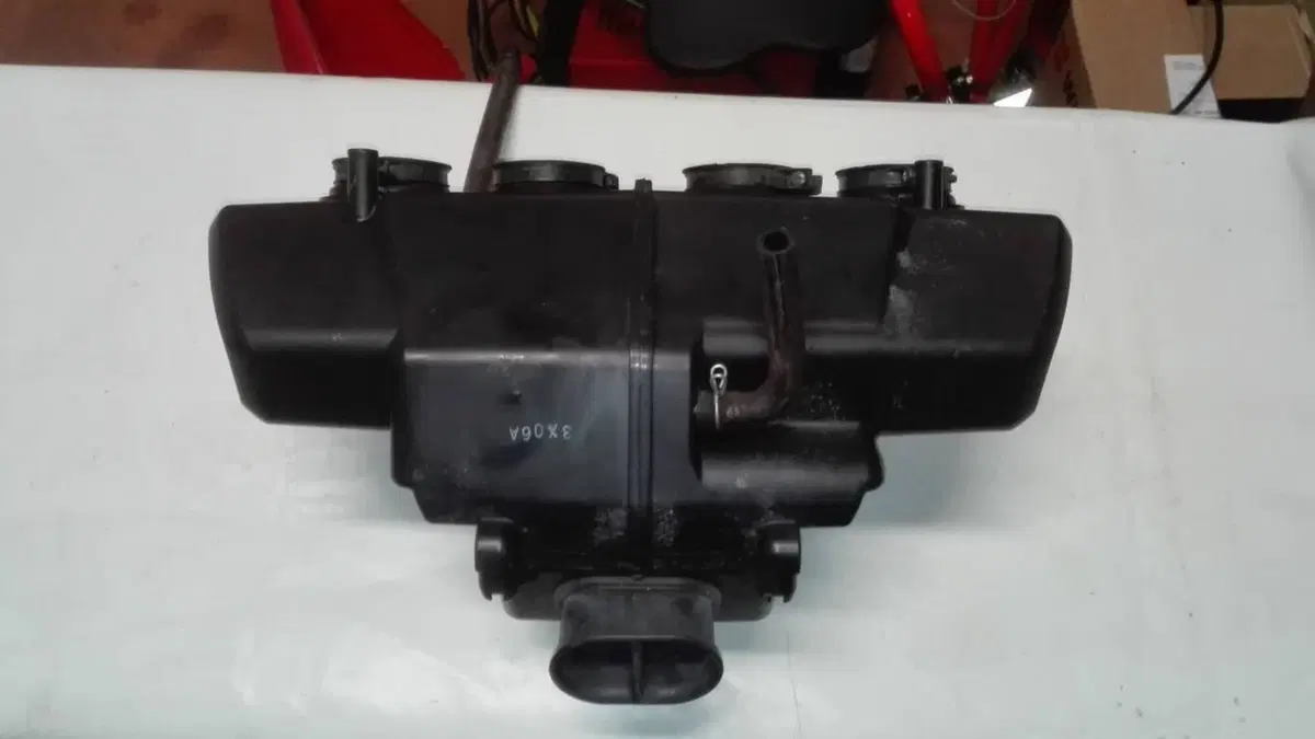 Airbox Suzuki Bandit 650 (4)
