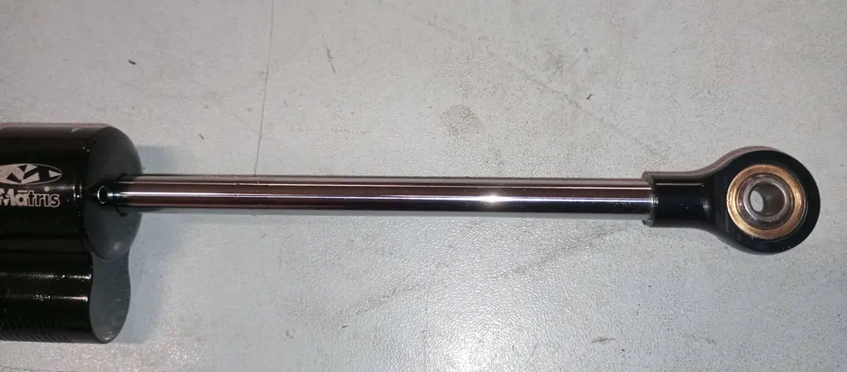 Ammortizzatori di sterzo Matris (8)