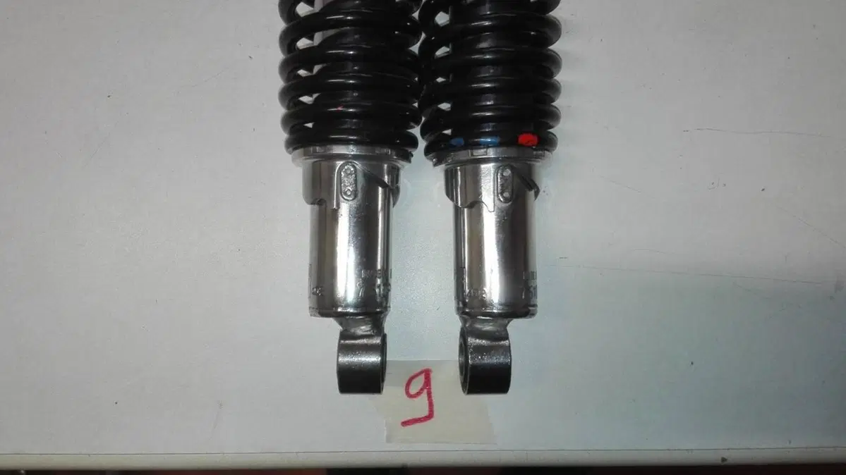 Coppia ammortizzatori Koni codice 7610P-1429 (2)