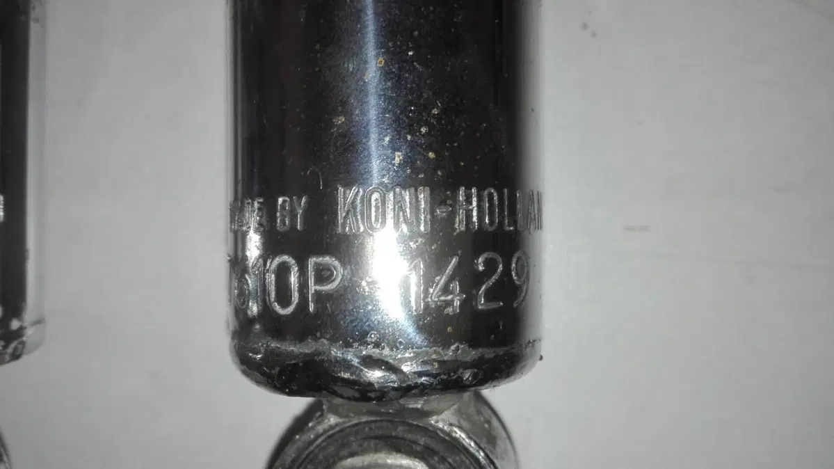 Coppia ammortizzatori Koni codice 7610P-1429 (4)