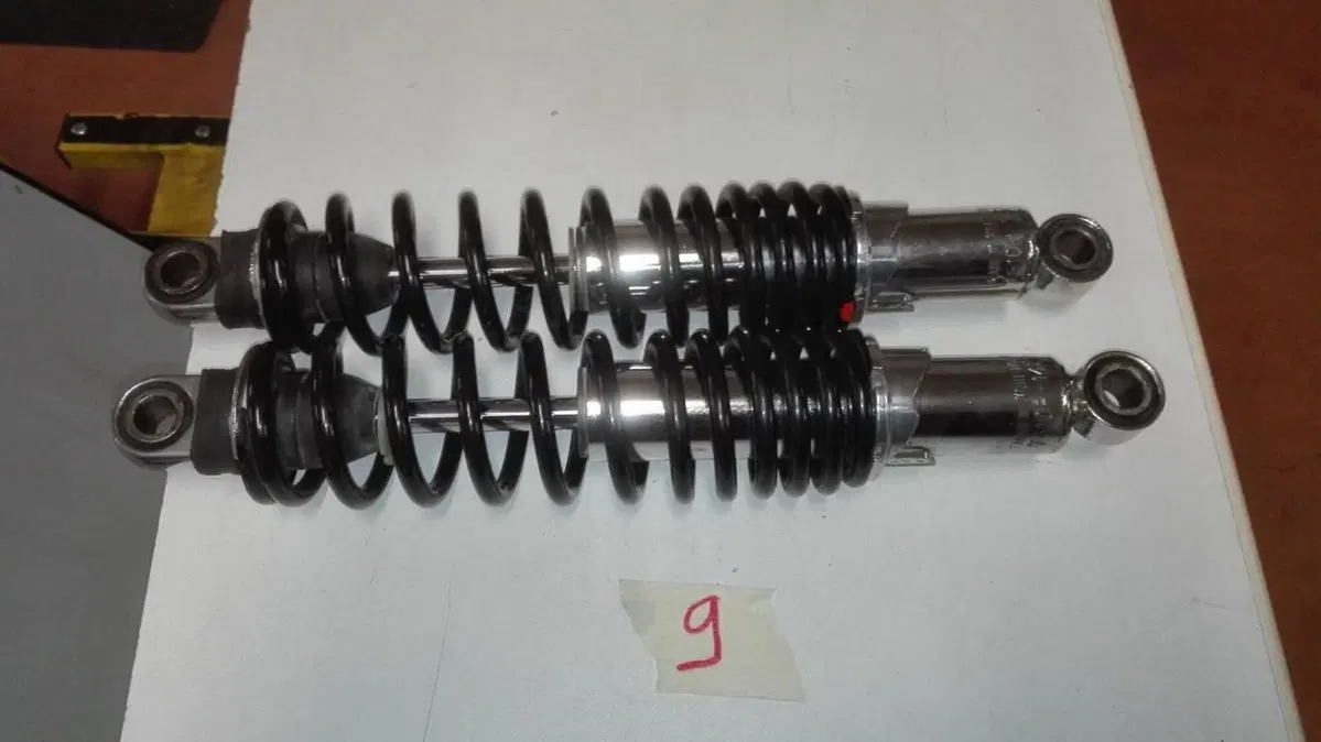 Coppia ammortizzatori Koni codice 7610P-1429 (6)