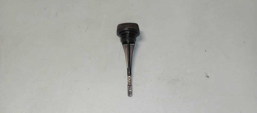 ASTA LIVELLO OLIO HONDA CX 500 TURBO