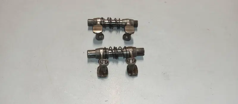 BILANCIERI INFERIORI HONDA CX 500 TURBO (2)