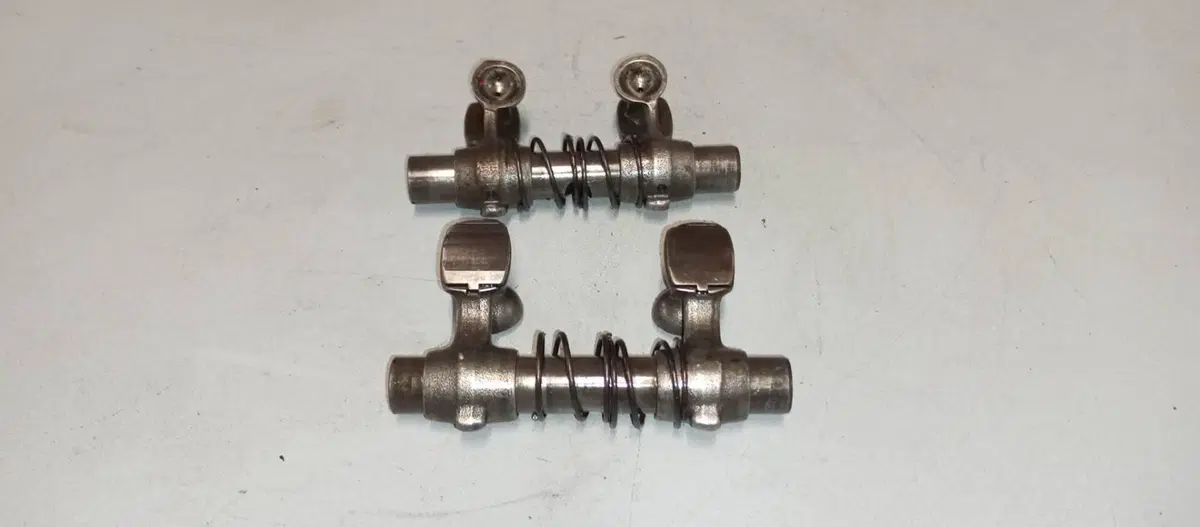 BILANCIERI INFERIORI HONDA CX 500 TURBO (4)