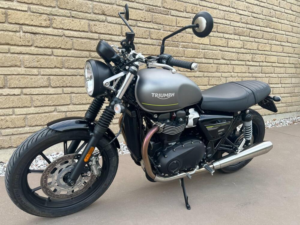 Triumph Speed Twin 900 (2023 - 24) (3)