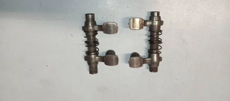 BILANCIERI INFERIORI HONDA CX 500 TURBO (6)