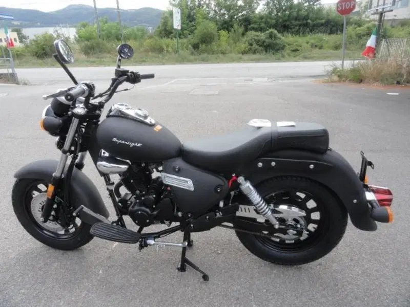 Keeway Motor Superlight 125 (2021 - 26) (5)