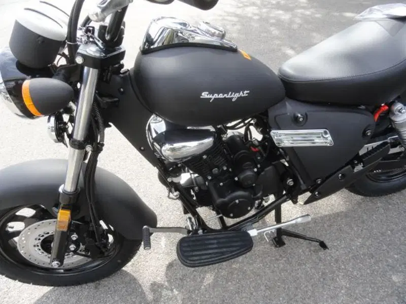 Keeway Motor Superlight 125 (2021 - 26) (10)