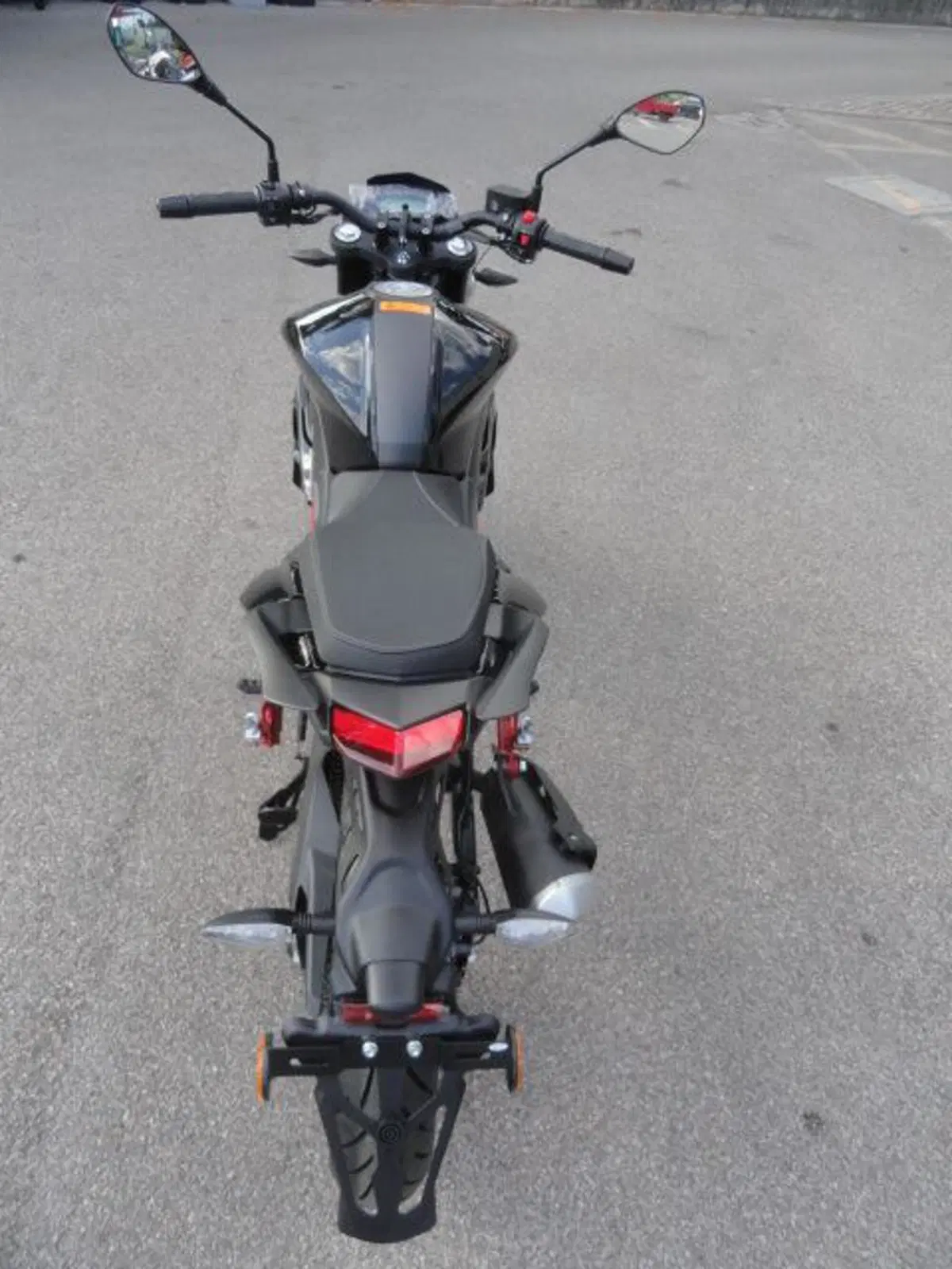 Benelli BN 125 (2026) (7)