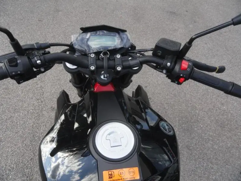 Benelli BN 125 (2026) (10)