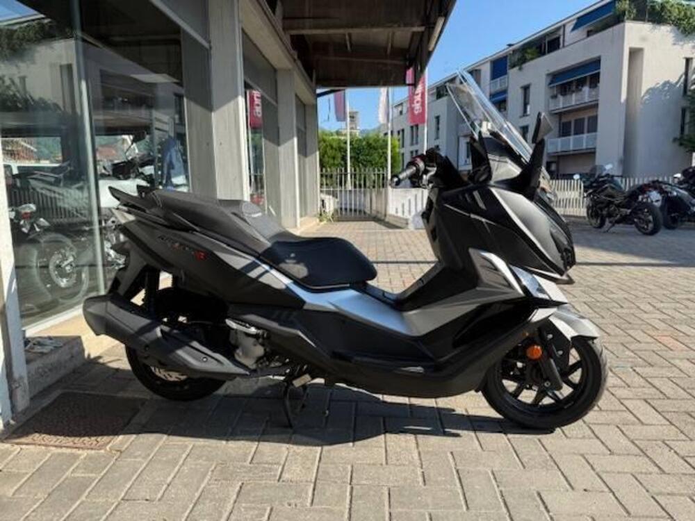 Sym Cruisym 300 (2021 - 24) (2)