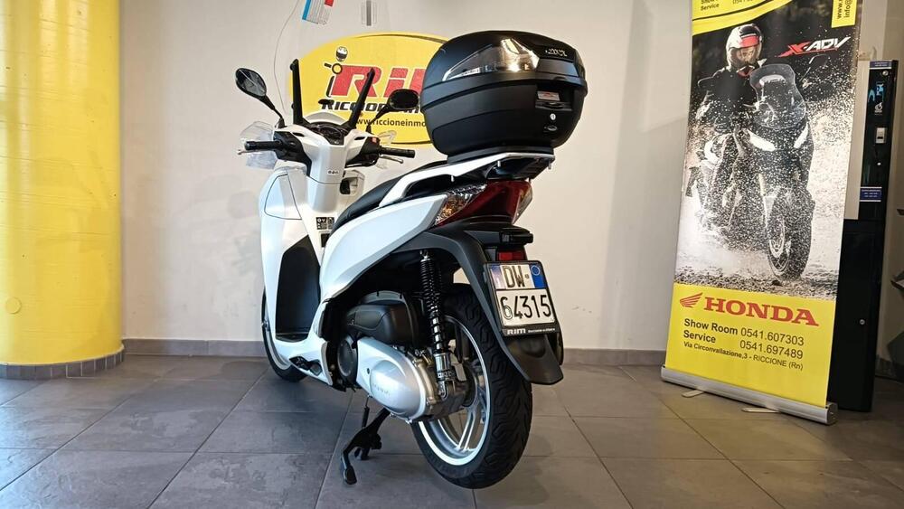 Honda SH 300 i ABS (2016 - 20) (5)