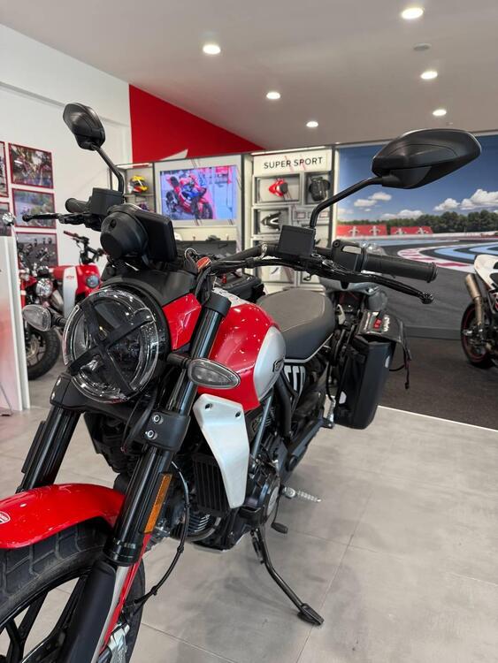 Ducati Scrambler 800 Icon (2023 - 25) (2)