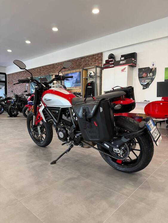 Ducati Scrambler 800 Icon (2023 - 25) (4)