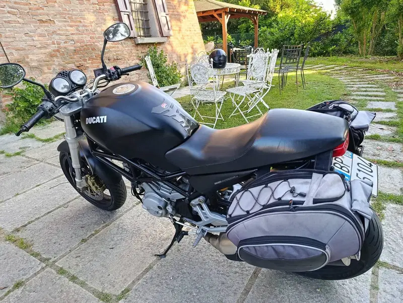 Ducati Monster 620 I.E. Dark (2002) (2)