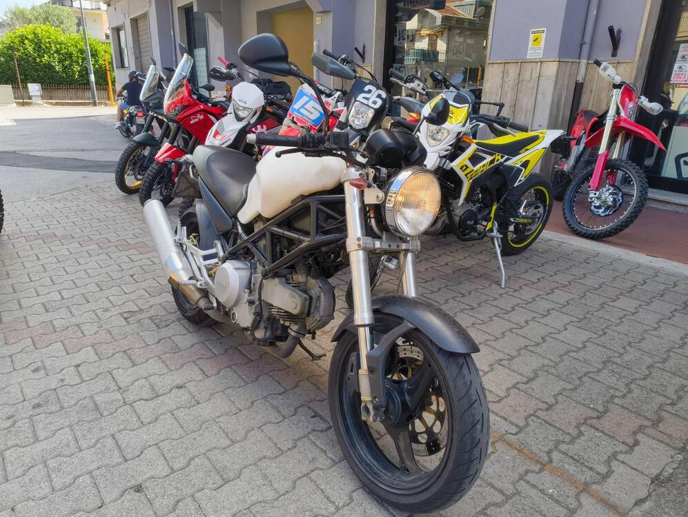 Ducati Monster 400 (2000 - 02) (2)