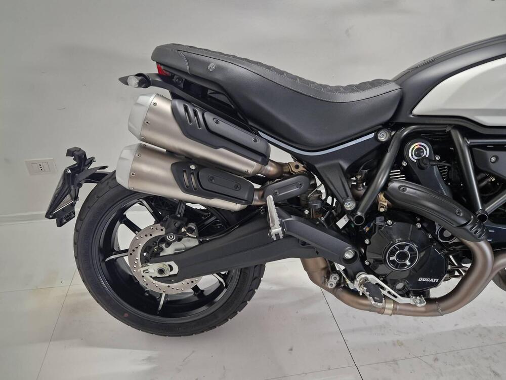 Ducati Scrambler 1100 Dark Pro (2020 - 24) (4)