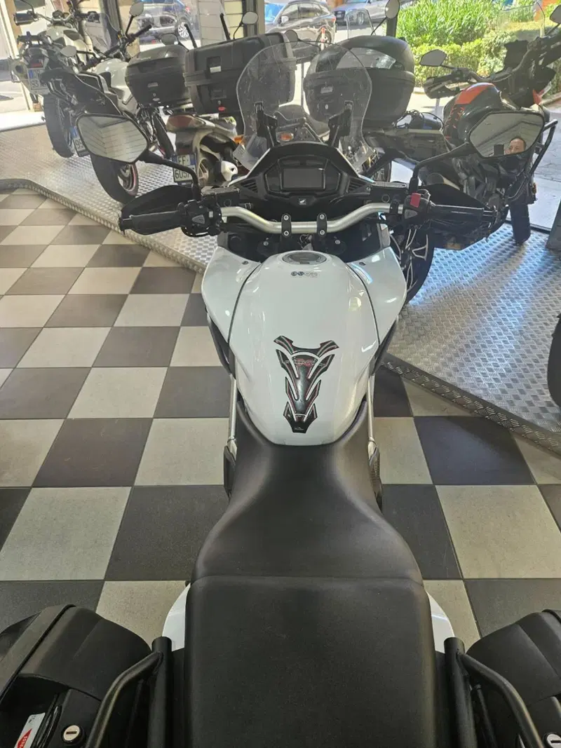 Honda Crossrunner (2017 - 20) (4)